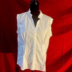 White sleeveless blouse